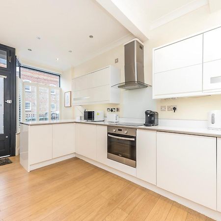 Stylish & Spacious 3 Bed Victorian House Sleeps Up To 7 - Near O2, Museums, Excel, Mazehill Station 12 Mins Direct Into London Bridge别墅 外观 照片