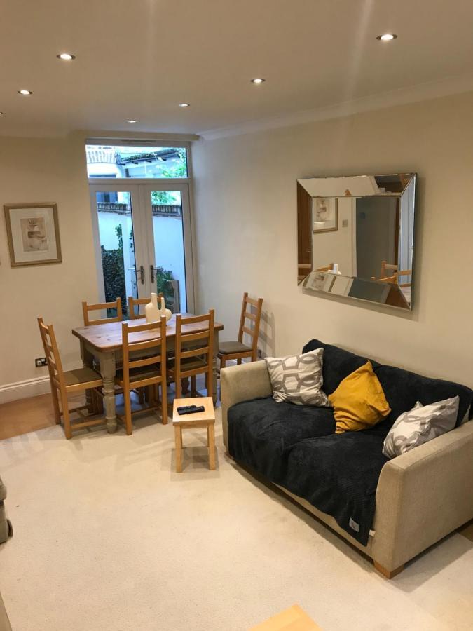 Stylish & Spacious 3 Bed Victorian House Sleeps Up To 7 - Near O2, Museums, Excel, Mazehill Station 12 Mins Direct Into London Bridge别墅 外观 照片